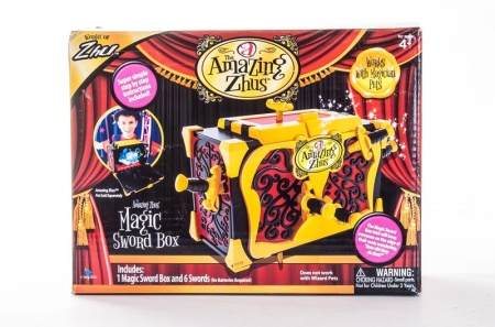 Игровой набор the Amazing Zhus "Ящик для фокуса с мечами 26050 - купить в интернет-магазине «Буратино»